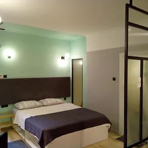 https://agias-sofias-square-stunning-suite.hotels-of-thessaloniki.com