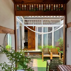 https://seoul-story-hanok-guesthouse.hotels-seoul.net