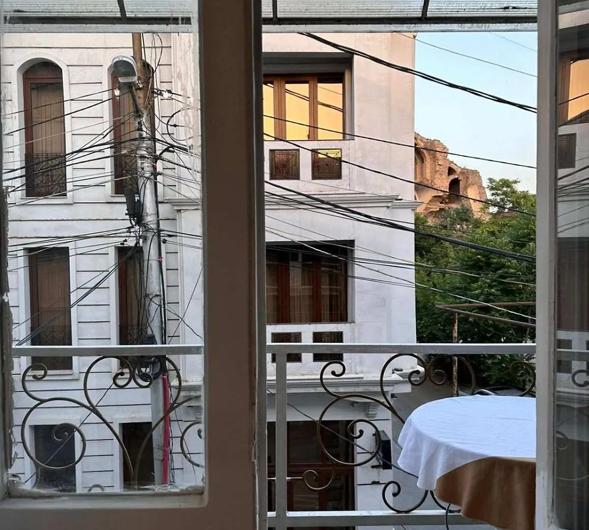 Πανσιόν Wine O'Clock Ξενοδοχείο Τυφλίδα